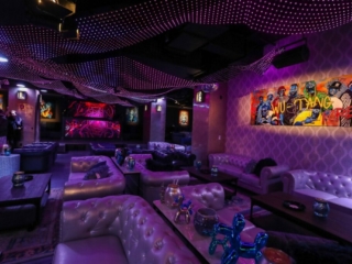 Blue-Nightclub-Lounge-1